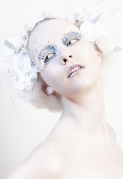 Female model photo shoot of Avant Garde Queen by Matthew North