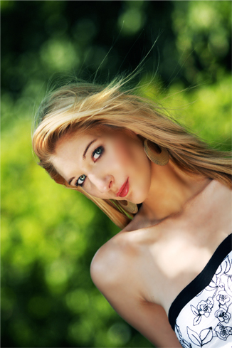 Female model photo shoot of Holly Filipski
