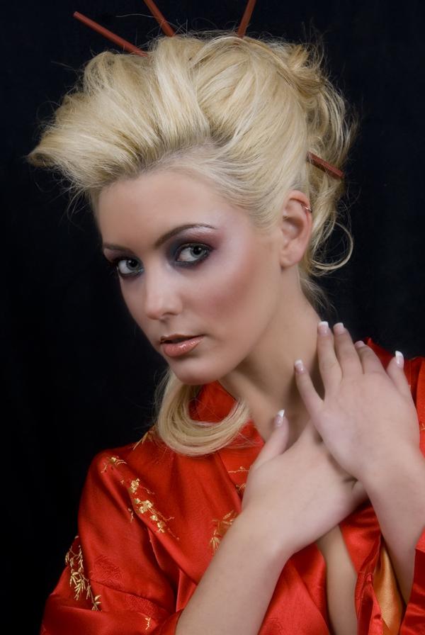 Female model photo shoot of Jillian Schnapp