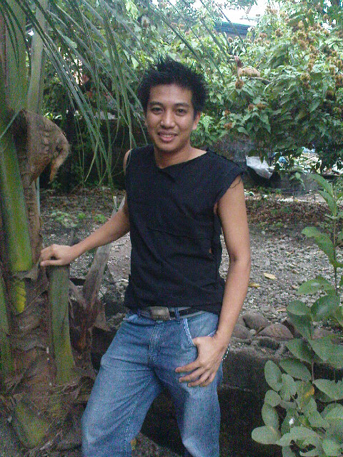 Male model photo shoot of warlou in bulacan