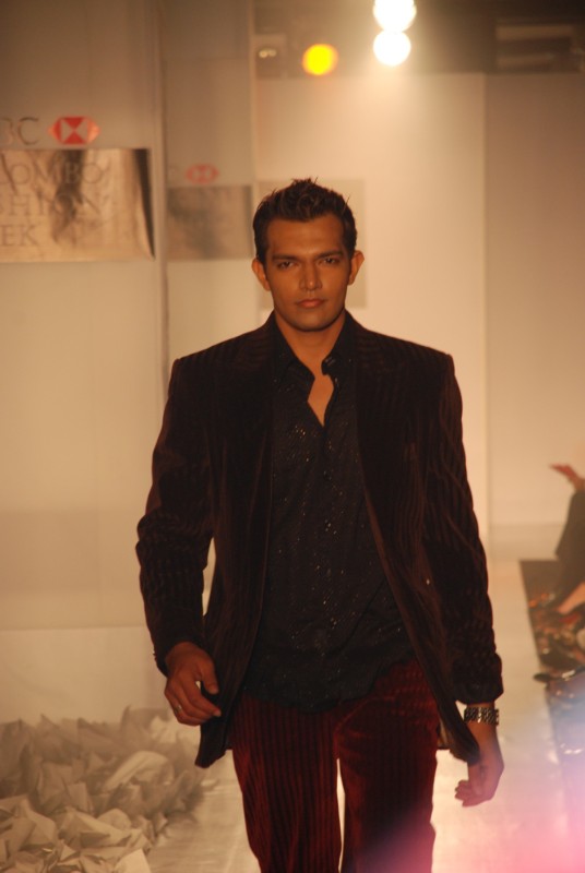 Male model photo shoot of Shibani Shaban Basiron in Taj Hotel