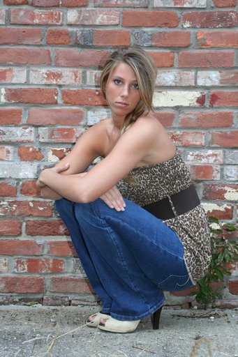 Female model photo shoot of Addison Loveitt