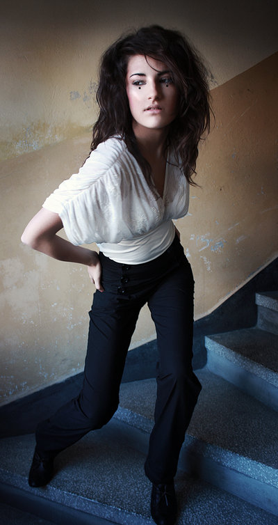 Female model photo shoot of glitterphotography