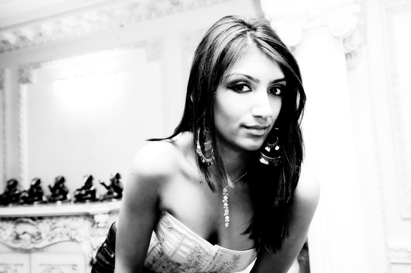 Female model photo shoot of Sonia Patel