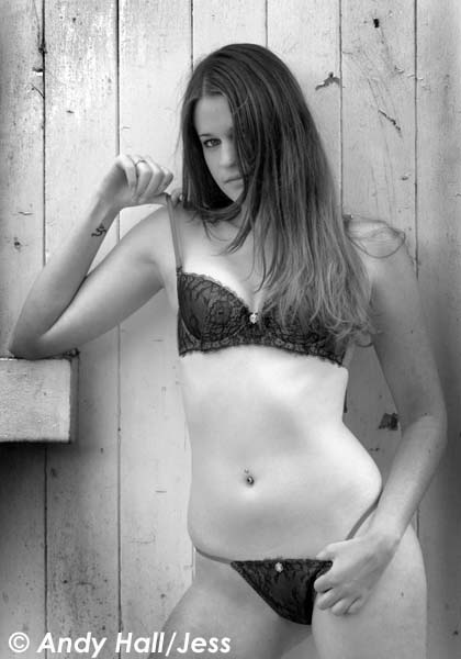 Female model photo shoot of Jess Morrison