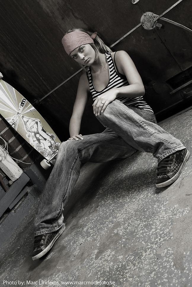 Female model photo shoot of Fii in Garage
