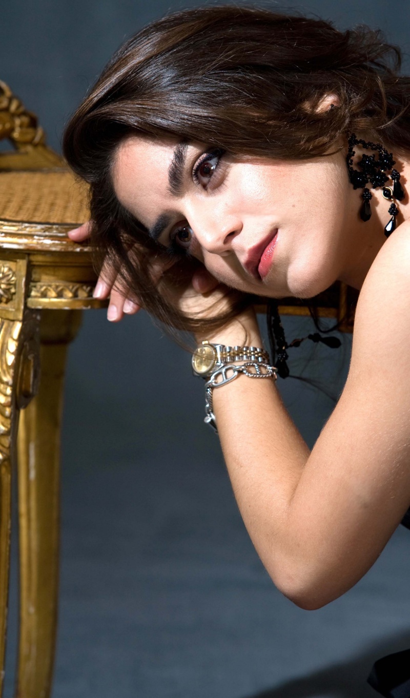 Female model photo shoot of Ciao Bellissima