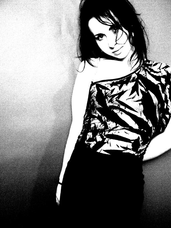 Female model photo shoot of Ania Model