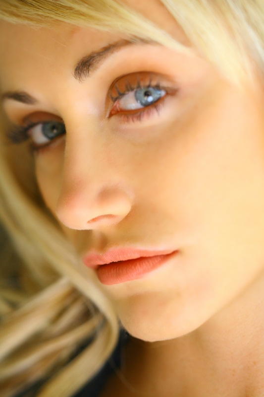 Female model photo shoot of Tiffany Soxman