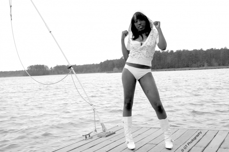 Female model photo shoot of Leavetrice in Lake Crabtree (Raleigh, NC)