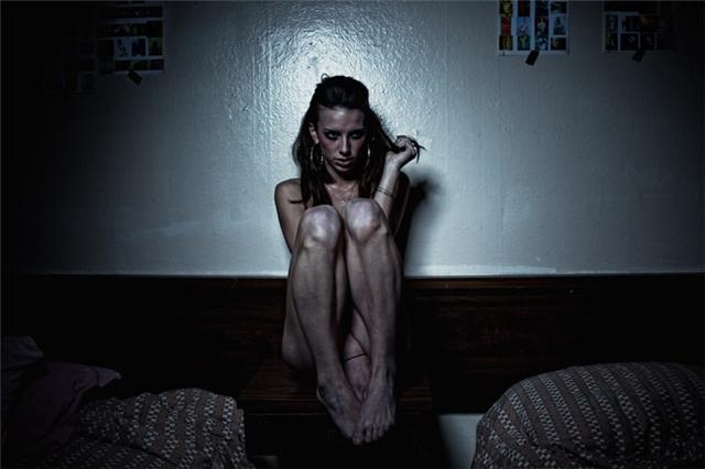 Female model photo shoot of Hannah Rosa by Nathan Appel