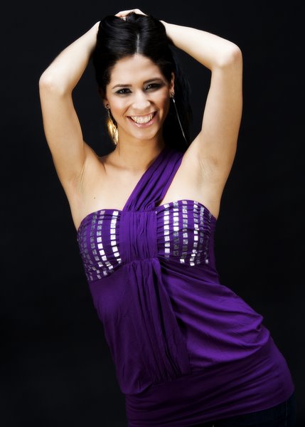 Female model photo shoot of Brunna Cavalcante Peron
