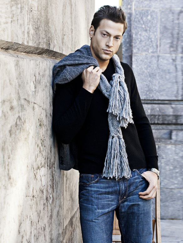 Male model photo shoot of Max Barry