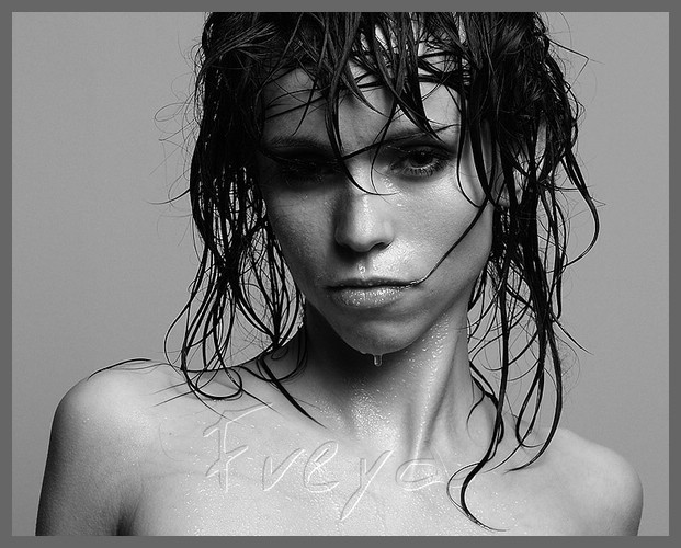 Female model photo shoot of Freya_Freya