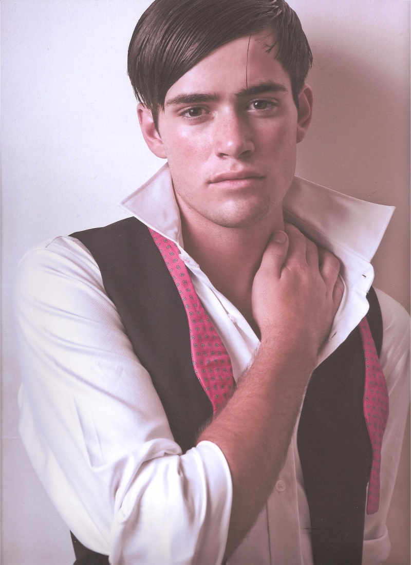 Male model photo shoot of Drew Clark