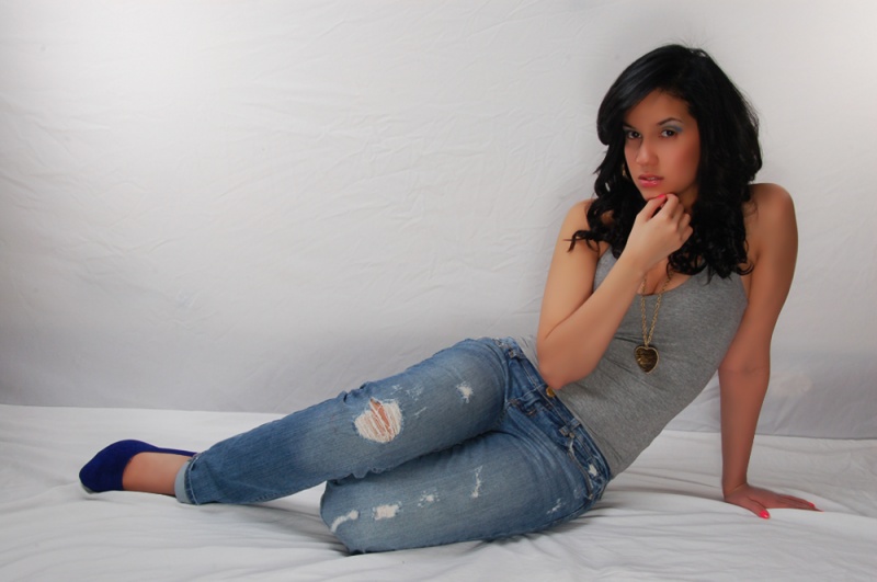 Female model photo shoot of Sasha Acevedo