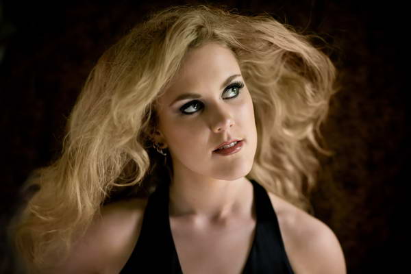 Female model photo shoot of Samantha Workamn by fotomn