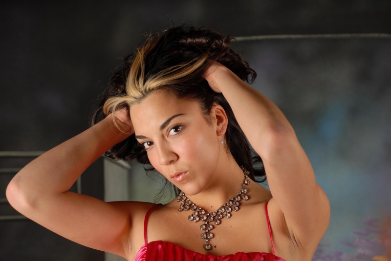 Female model photo shoot of Saree Jojola in Enchantment Studio