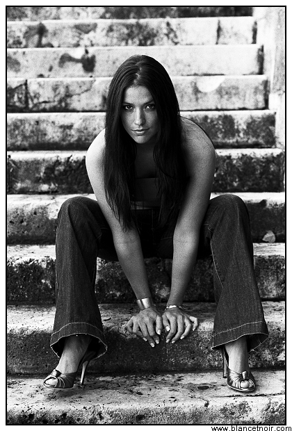 Female model photo shoot of Anna Langner in Paris