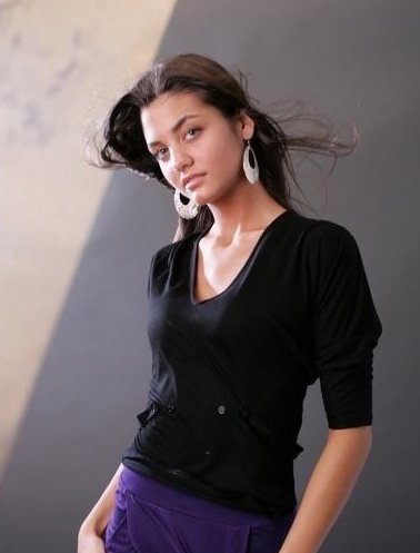 Female model photo shoot of Stephanie Brill