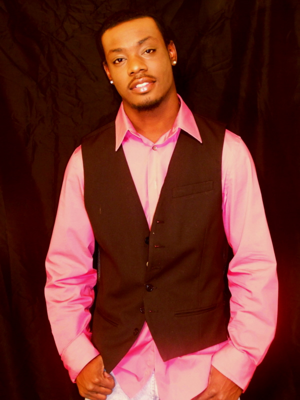 Male model photo shoot of 706prettyboi