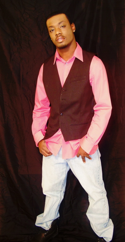 Male model photo shoot of 706prettyboi