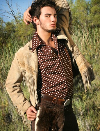 Male model photo shoot of Joey Lopez