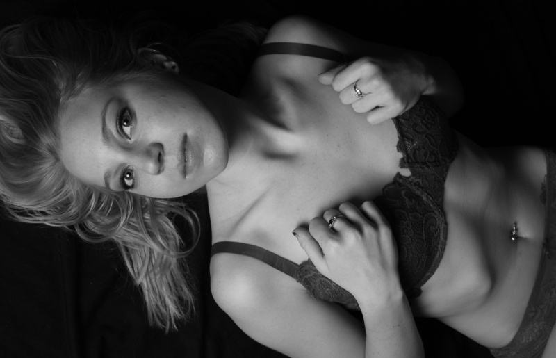 Female model photo shoot of Ashley Dylan