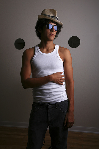 Male model photo shoot of R 22