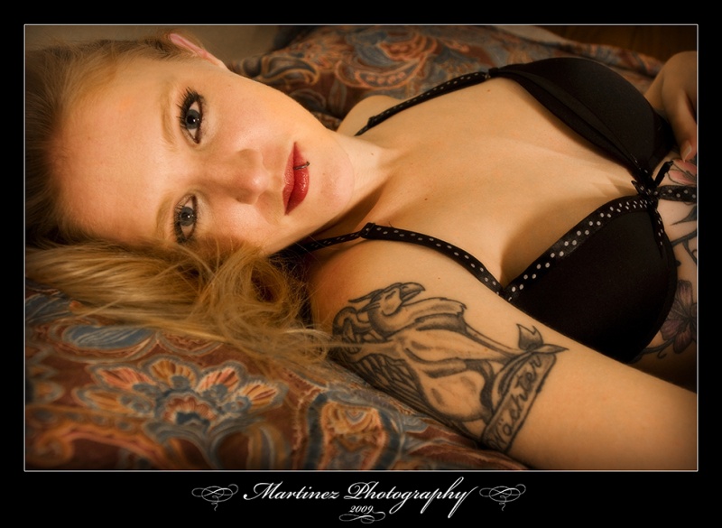 Female model photo shoot of Izzy Dice by  Martinez Photography in Traer, IA