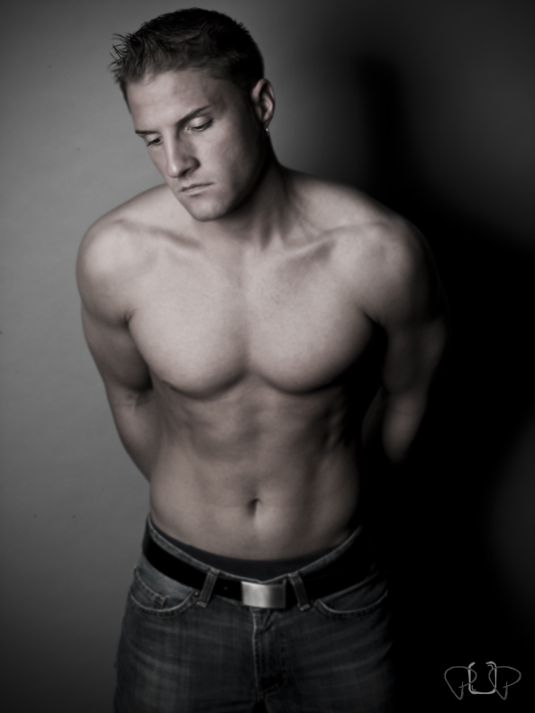 Male model photo shoot of Girard Hendelman