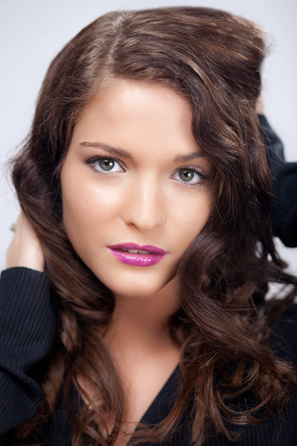 Female model photo shoot of Media Makeup