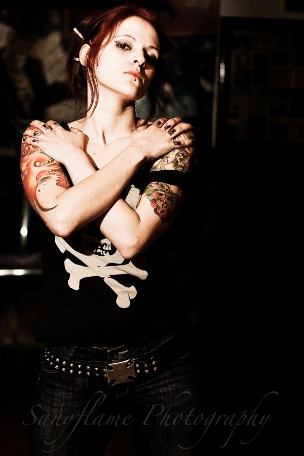 Female model photo shoot of Vodevil Paranoir