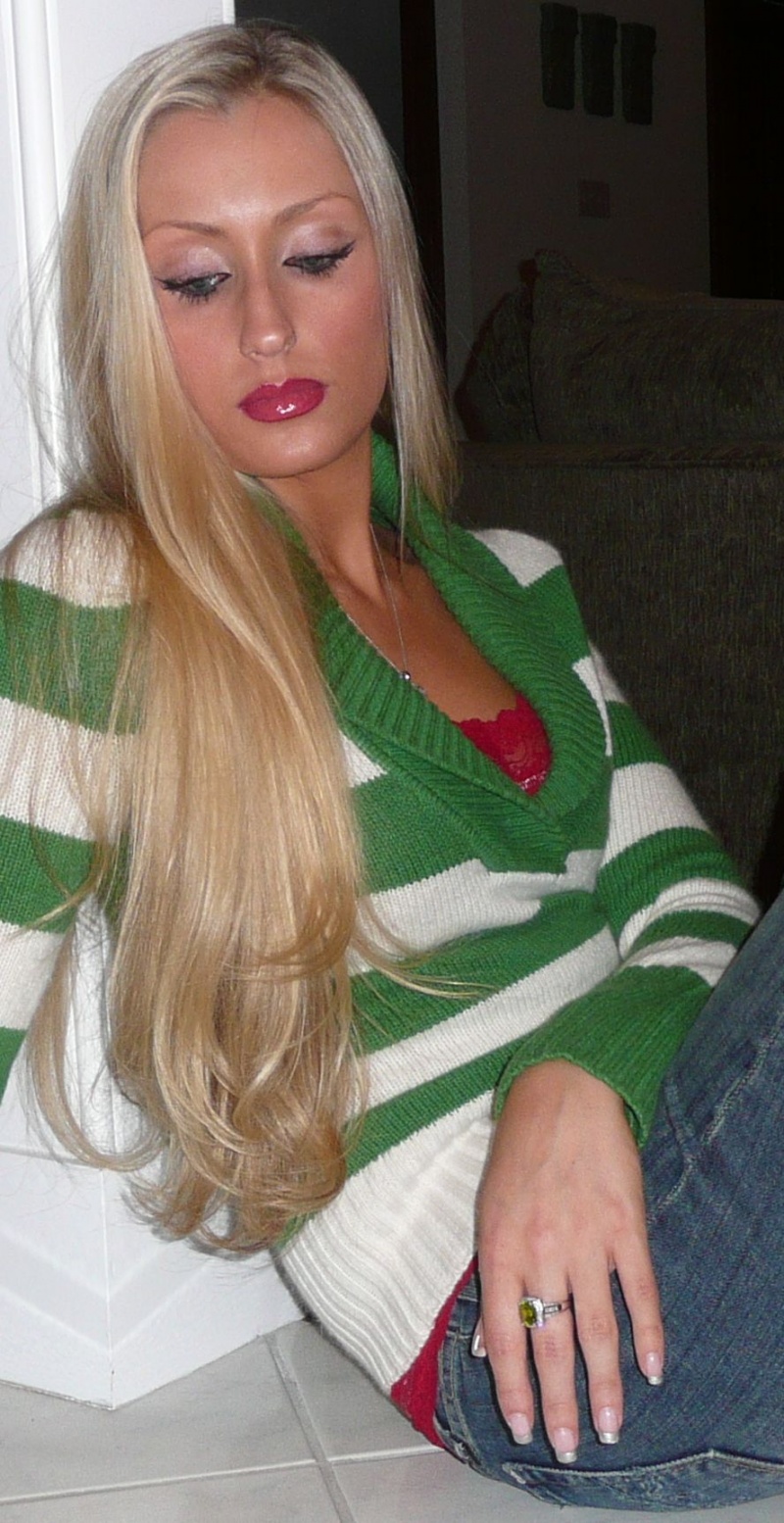Female model photo shoot of Barbie Keleigh