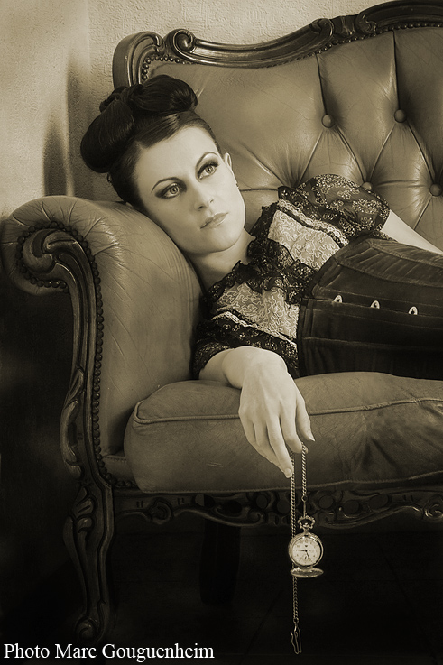Female model photo shoot of Lana Gewolff