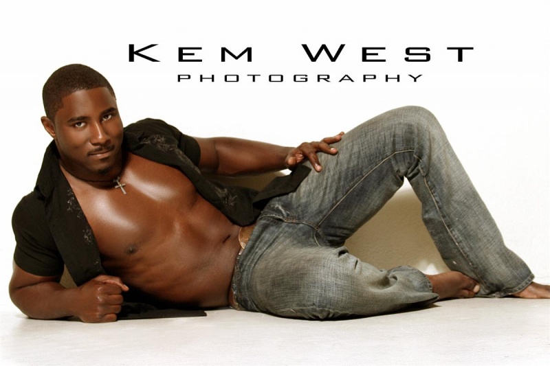 Male model photo shoot of KWAMU KELLY