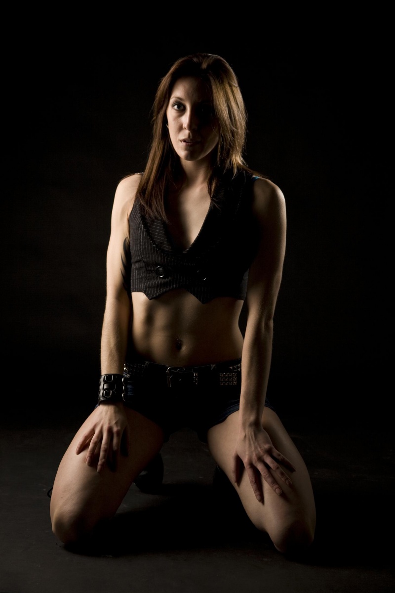 Female model photo shoot of Jaclyn Sue by ChrisCAllen