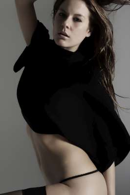 Female model photo shoot of Aneta Motlova