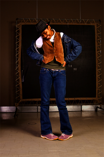 Male model photo shoot of photo illumina