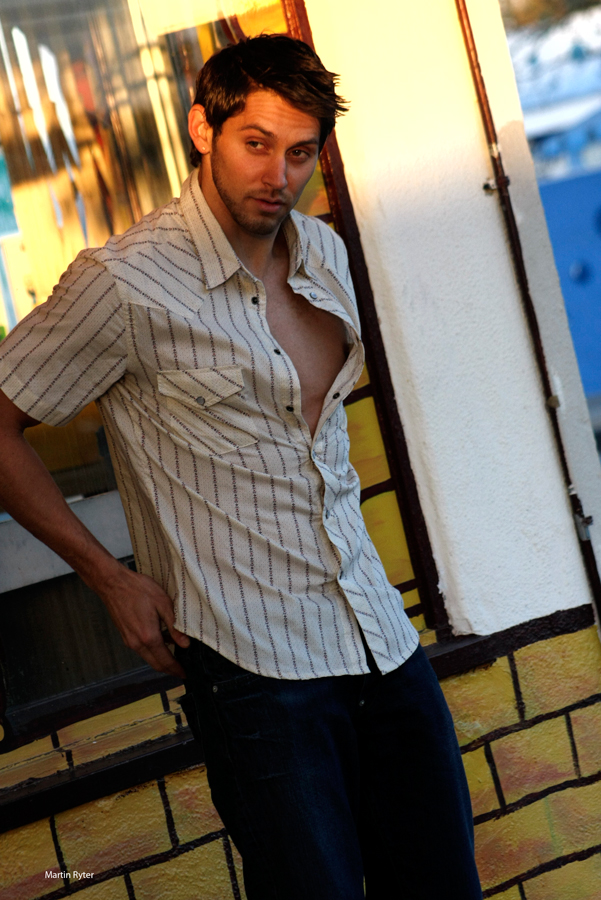 Male model photo shoot of Christian Van