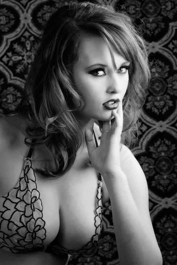 Female model photo shoot of Kirsten Elise by Joe Farace in Colorado, makeup by Diana Laree