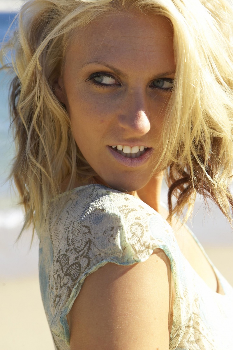 Female model photo shoot of Brooke Antonello