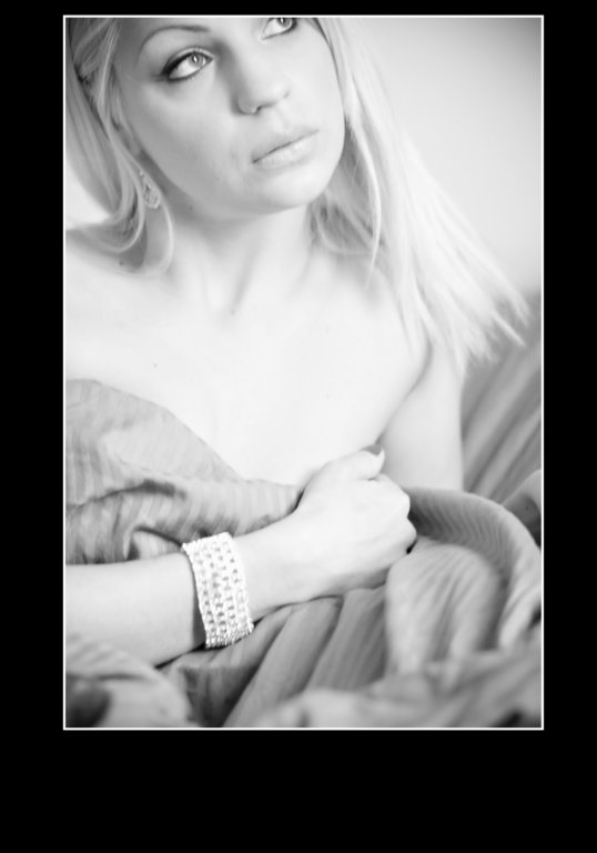 Female model photo shoot of Courtney Lewis-Goshow