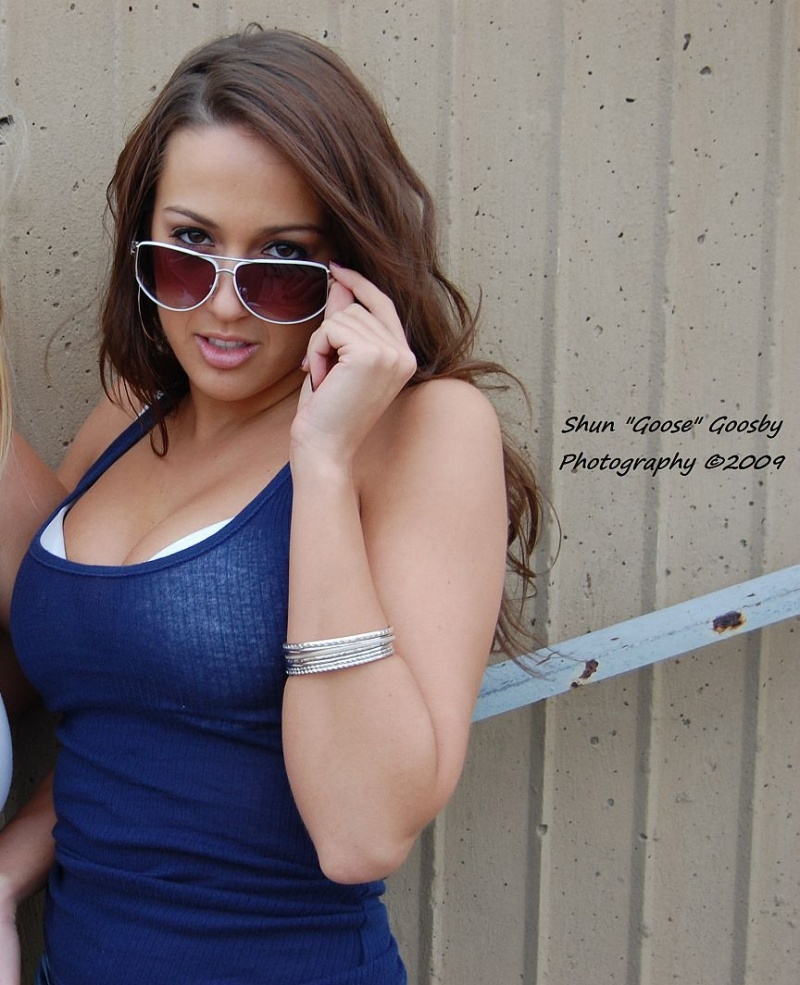 Female model photo shoot of Molly Nicole by Shun Goosby Photography
