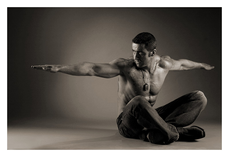 Male model photo shoot of Ian Edmondson in Mark Shultz studio