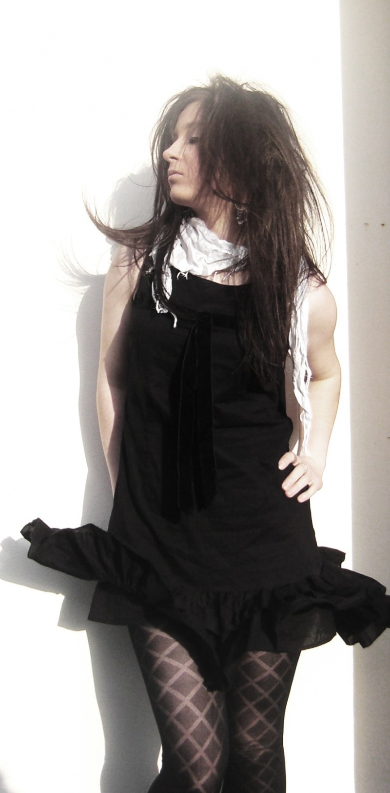 Female model photo shoot of miss_lauraa