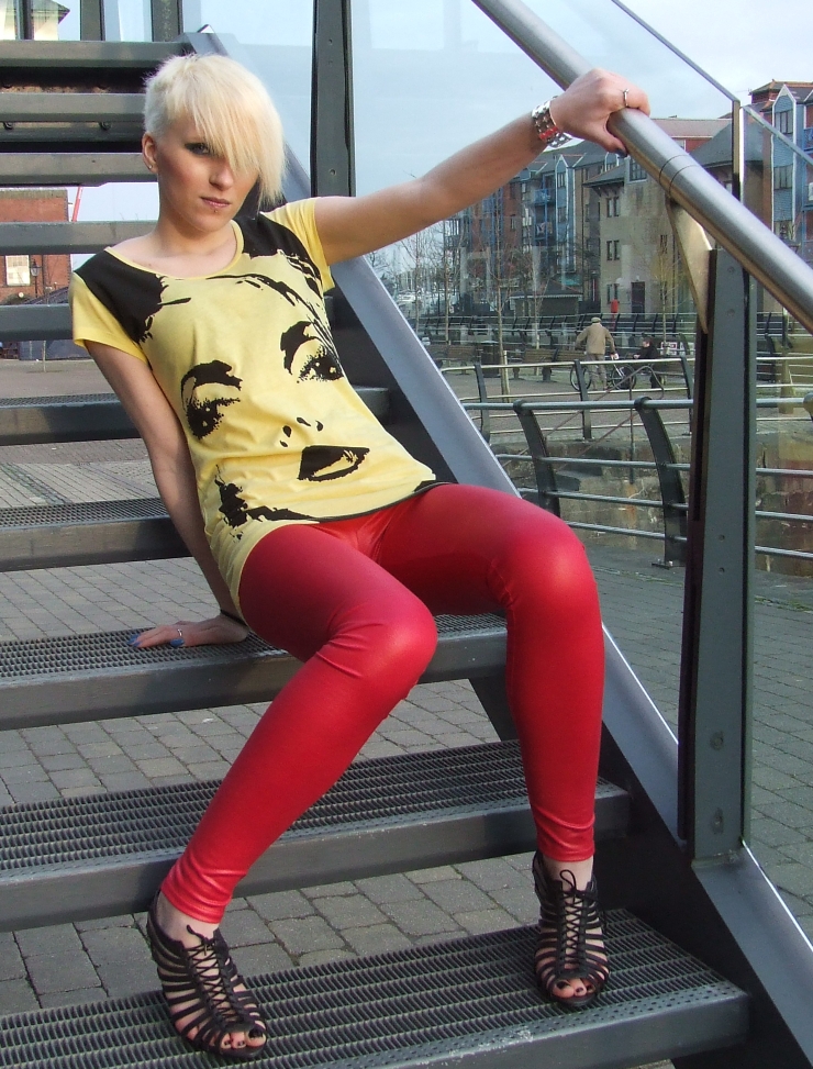 Female model photo shoot of Mizz_Floss in Swansea Marina