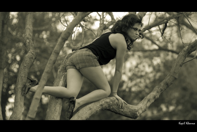 Male and Female model photo shoot of Kapil Khanna and Van B in A Tree in Plano, makeup by bebetran00