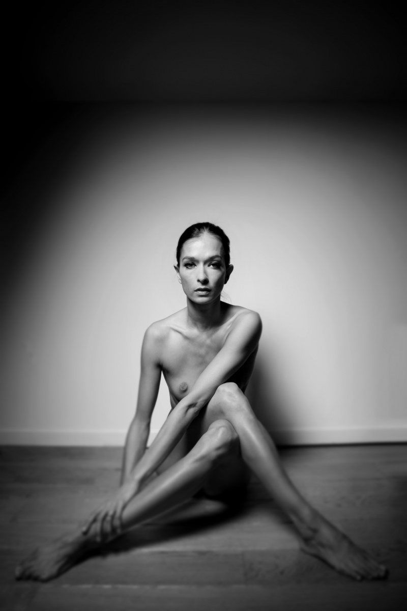 Female model photo shoot of Lily Jolie by benoit meeus