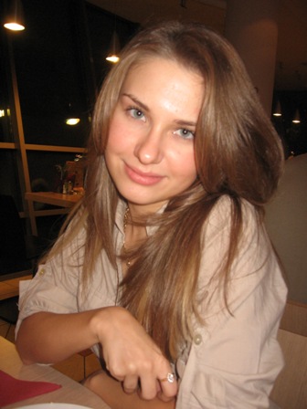 Female model photo shoot of YuliaGolyshewa-White